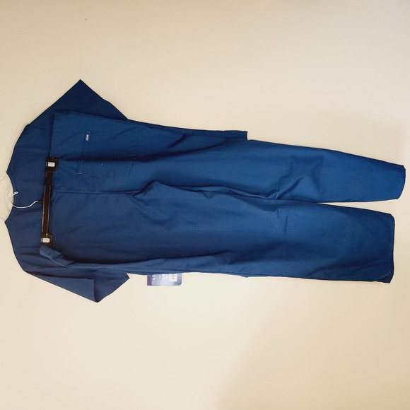 Adar Unisex Scrub Top and Pant - Picture 2 of 3